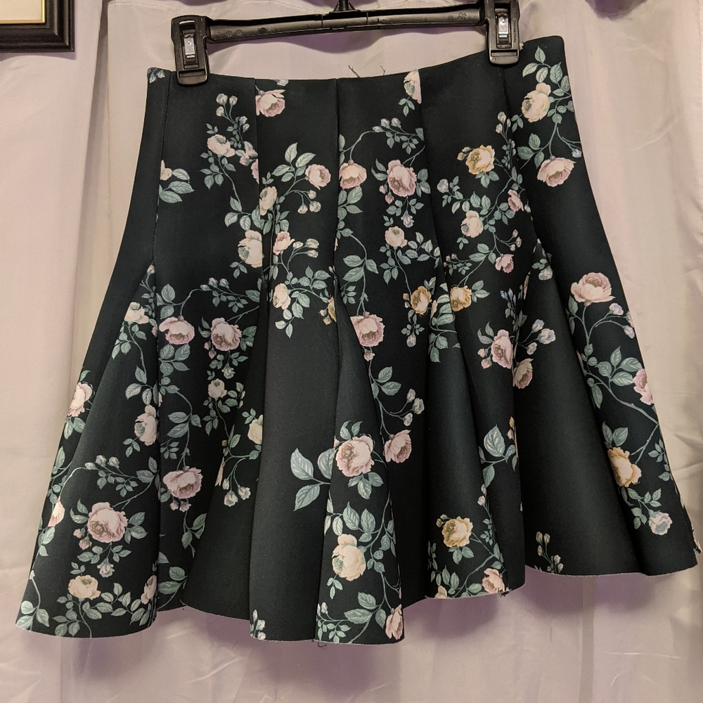 LC Lauren Conrad Runway dark green floral skirt